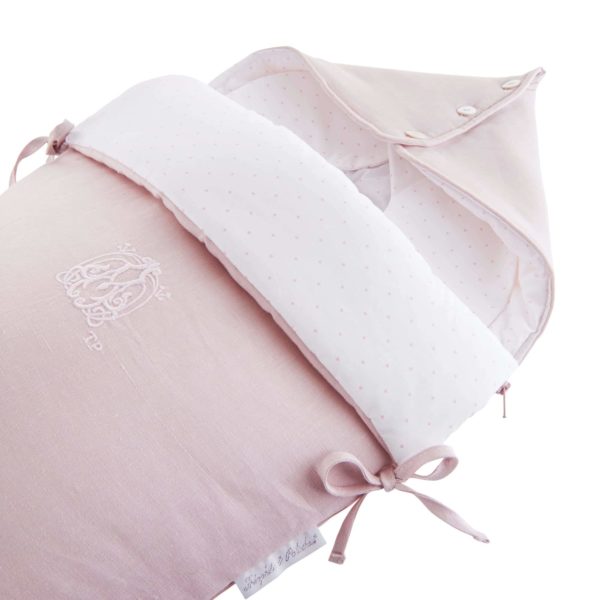 Hooded sleeping bag for car seat "Pebble"