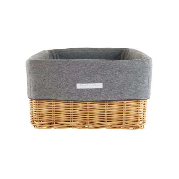 Natural wicker basket and cover
