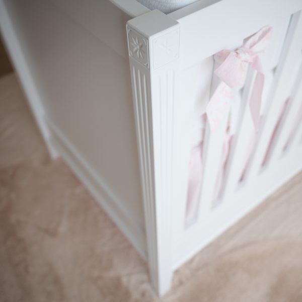 Lit Louis pour chambre bébé