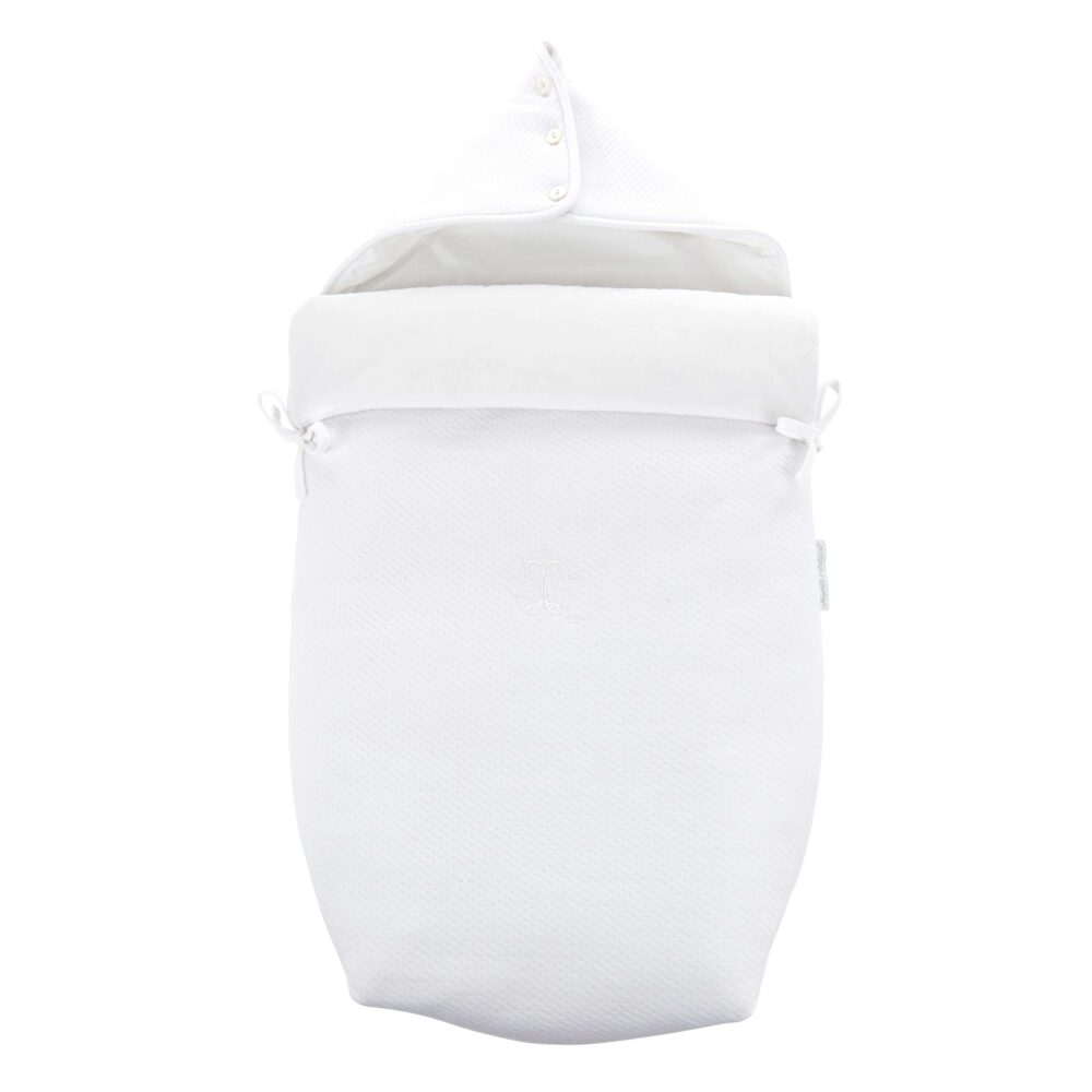 Hooded sleeping bag for Wicker moises