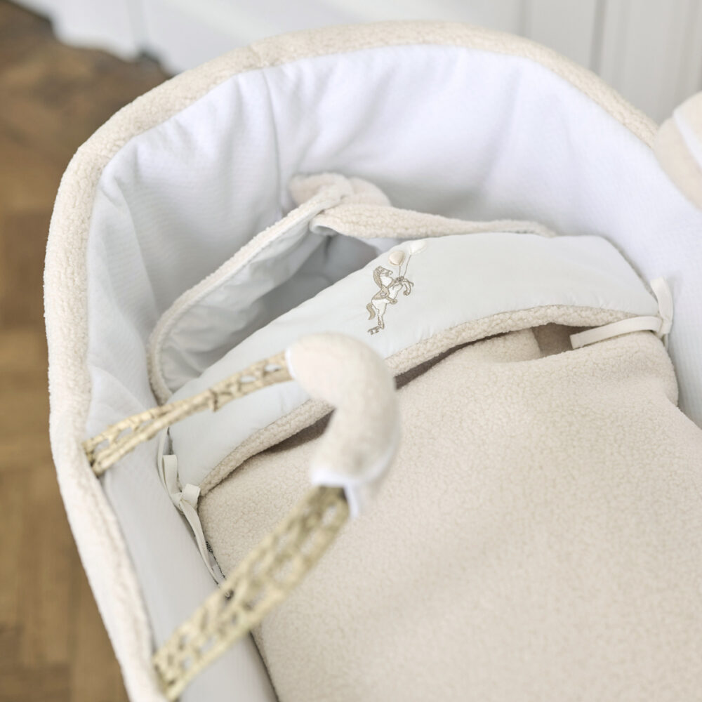 Hooded sleeping bag