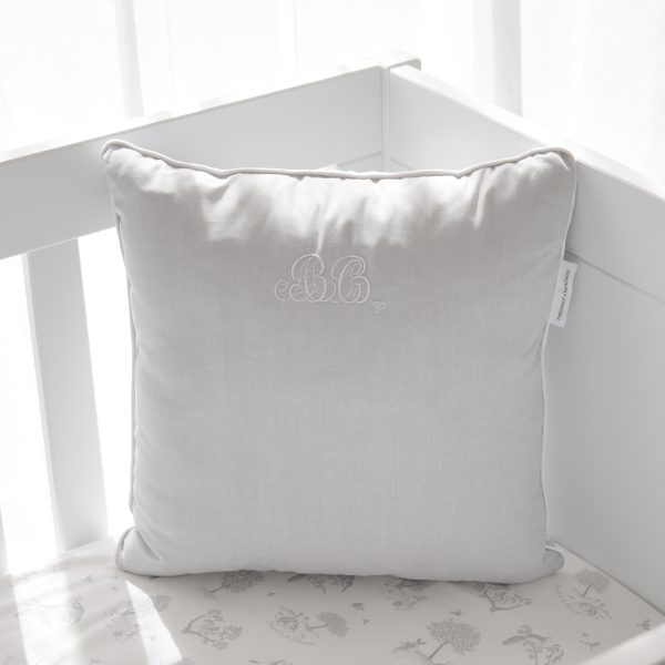 Coussin brodé